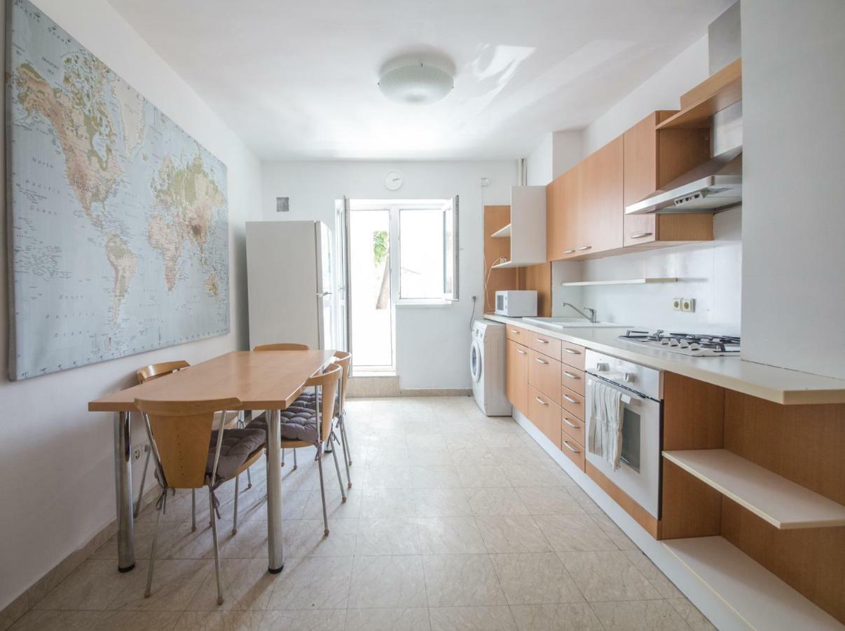 Unirii Cozy Apartment By Olala Homes Βουκουρέστι Εξωτερικό φωτογραφία